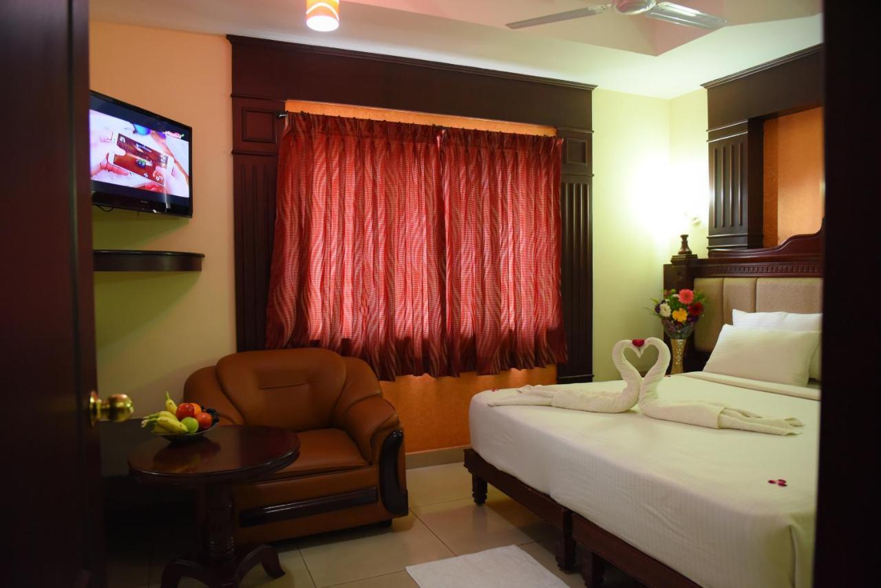 Chendhoor Residency Hotel Tiruchirappalli Esterno foto
